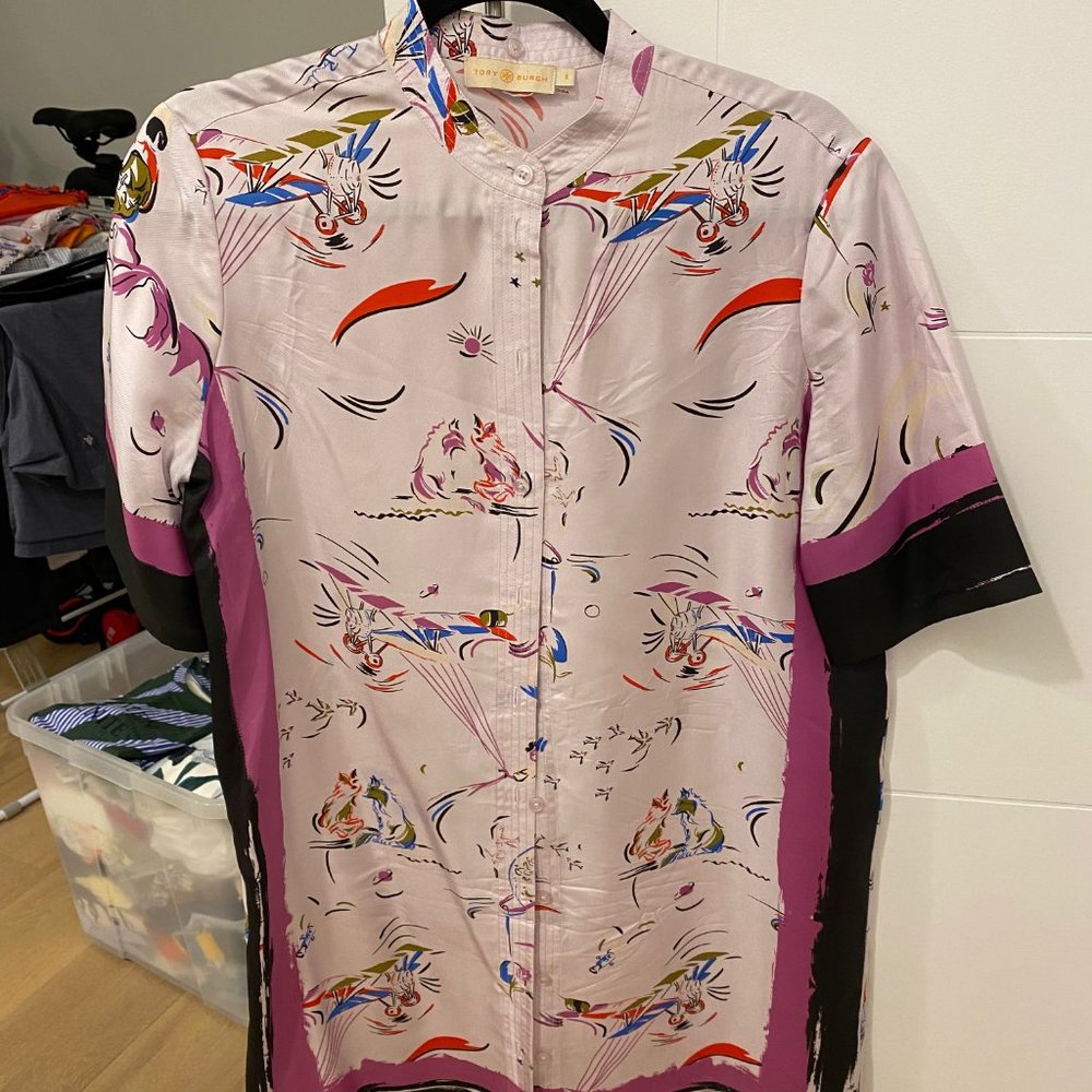 Tory Burch Painted-Border Printed Silk Shirtdress (0, Pink) - Picture 2 of 6
